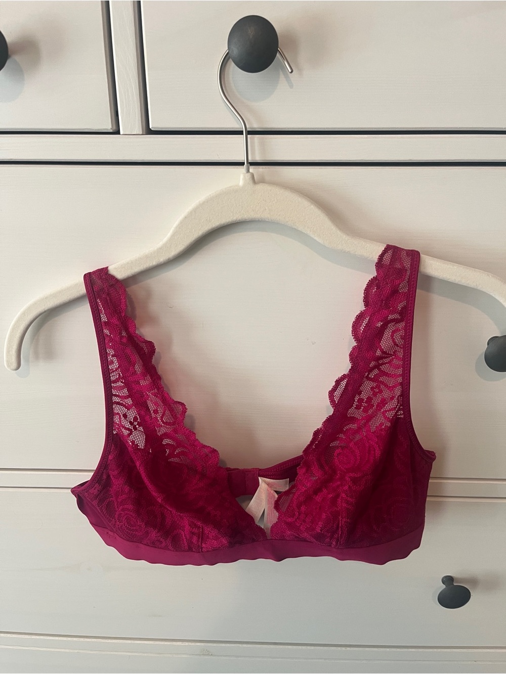 NWOT PINK Victoria's Secret Lace Bralette Size Medium